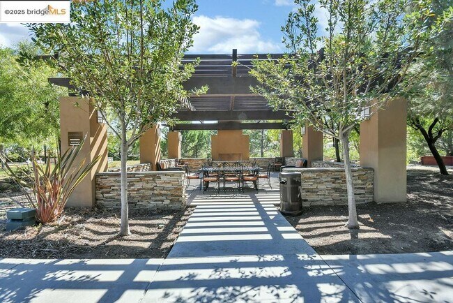 Building Photo - 1928 Barbaresco Ln