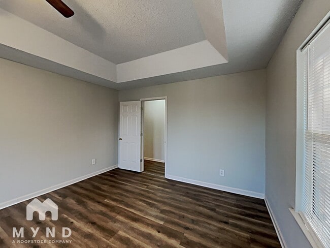 Building Photo - 3493 Riverview Chase Way