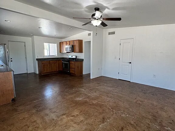 Building Photo - 120 N Campbell Ave