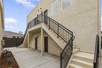 Building Photo - 2850 Nye St