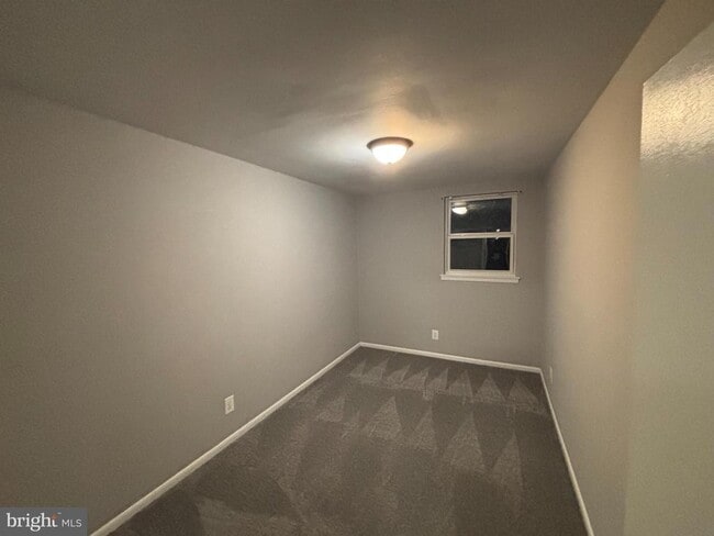 Building Photo - 8514 Verree Rd