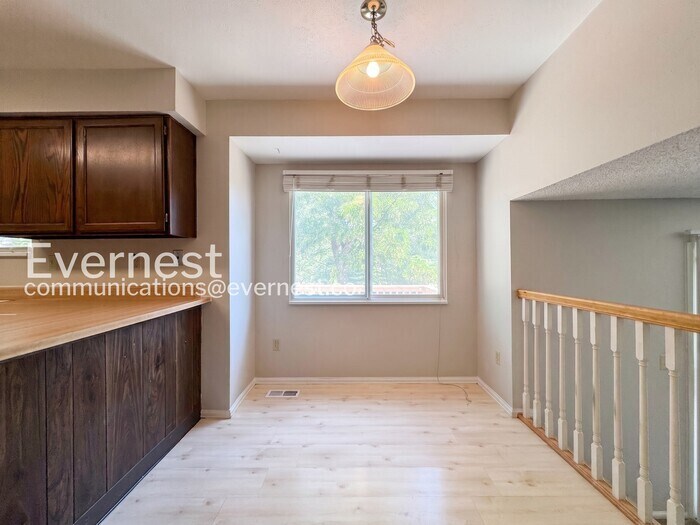 Building Photo - 9695 W 81st Ave