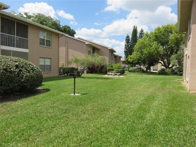 Building Photo - 4911 Sunnybrook Dr