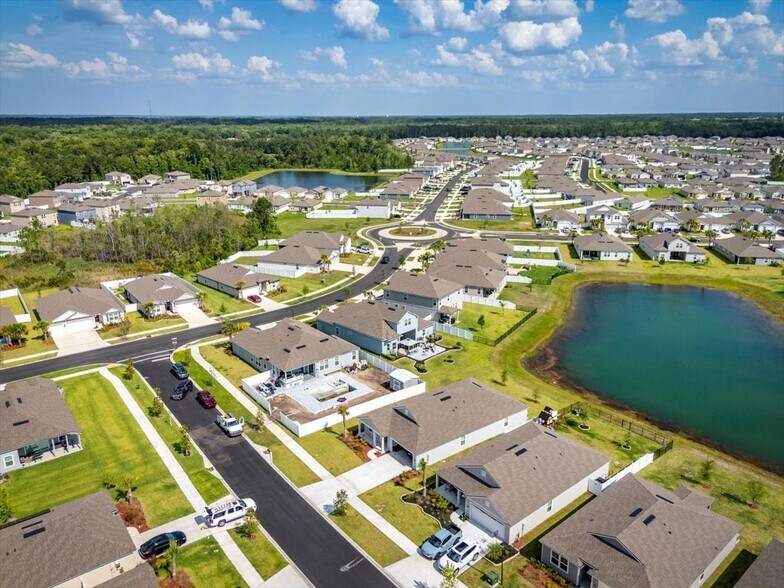Building Photo - 2941 Oak Stream Dr