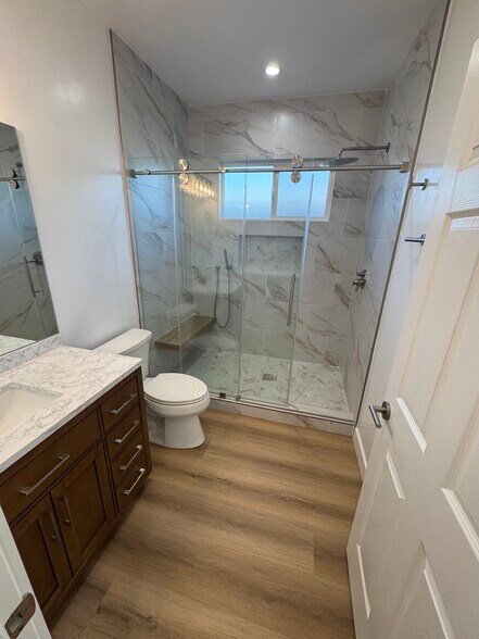 Building Photo - 15920 Eccles St