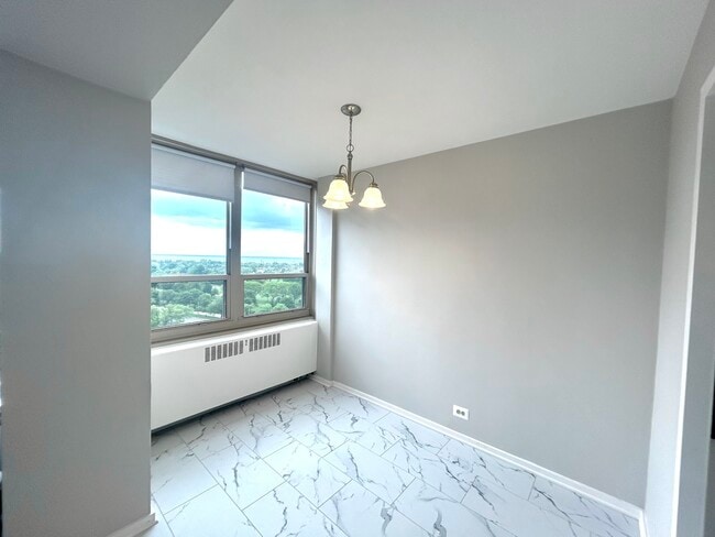 Building Photo - 3950 N Lake Shore Dr