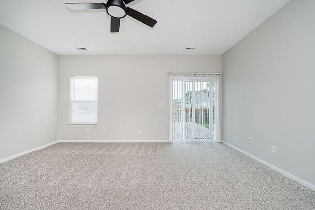 Building Photo - 15544 Dusty Trail