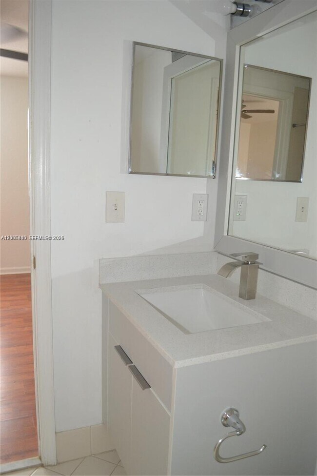 Building Photo - 3973 Orange Tree Ln