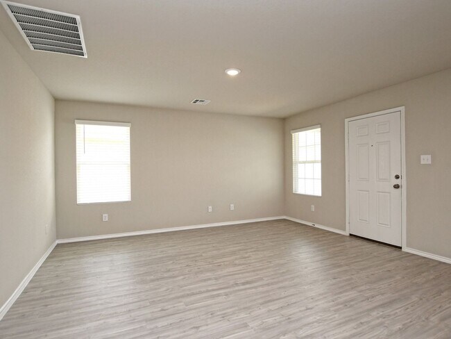 Building Photo - 3 BR/2 BA - Waterwheel! - SAN ANTONIO