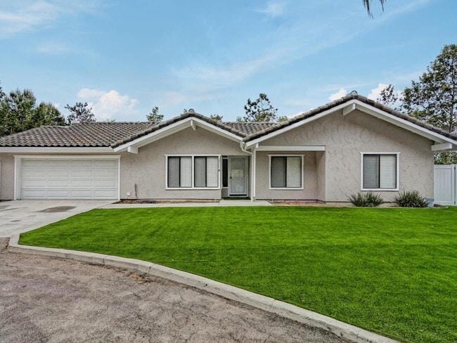 Building Photo - Remodeled Home On Quiet Cul-de-sac