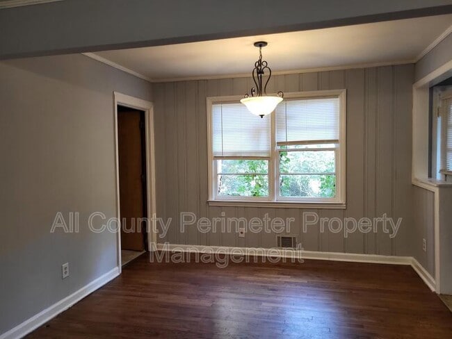 Building Photo - 2759 Ellenwood Cir
