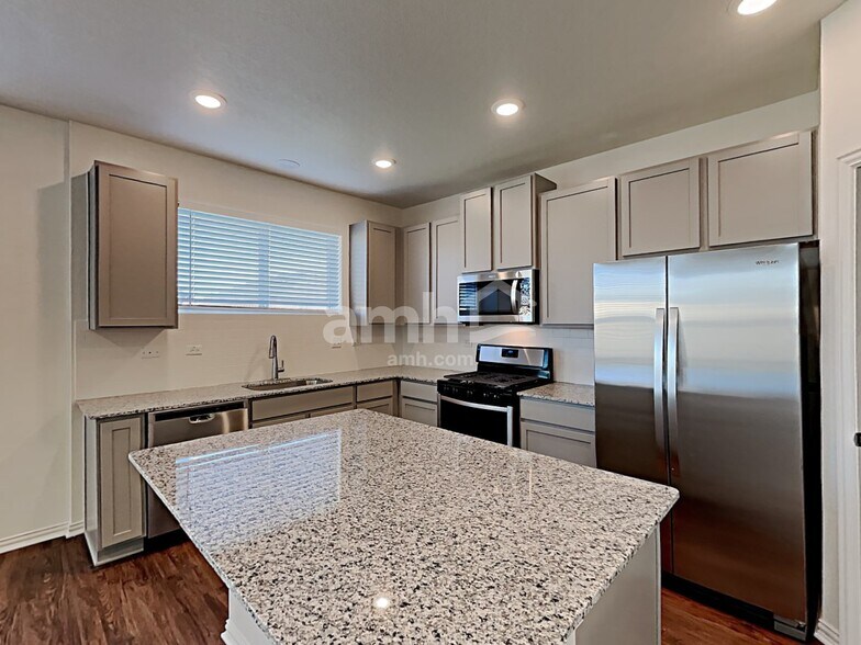 Building Photo - 372 Aspen Waters
