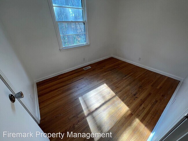 Building Photo - 3 br, 1 bath House - 361 Hickory Grove Rd.