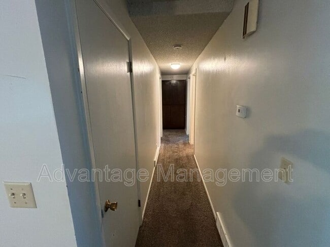 Building Photo - 817 N 470 E