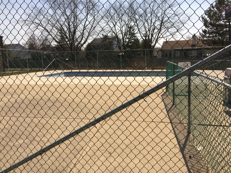 Building Photo - 1165 Pleasant Run Dr