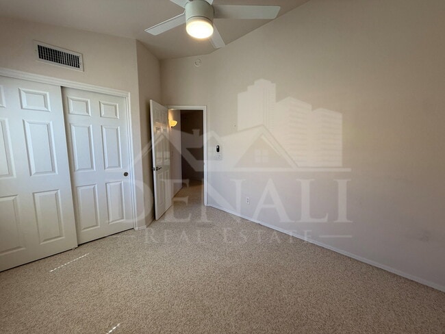 Building Photo - 14204 N 100th Pl