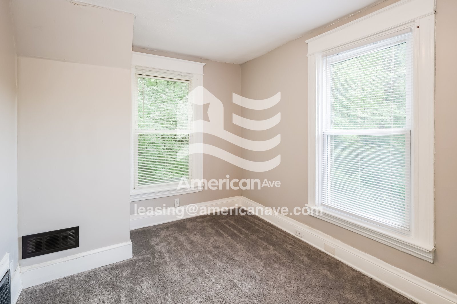 Building Photo - 318 Purcell Ave