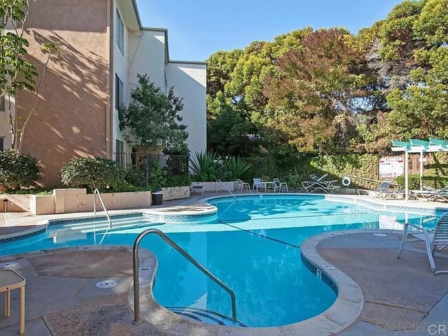 Building Photo - 4444 W Point Loma Blvd