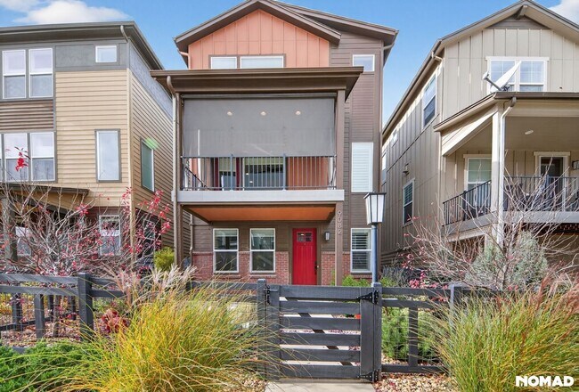 Primary Photo - 9082 Delacorte St