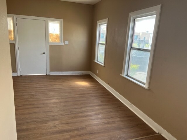 Building Photo - 2500 N Wilmington Ave