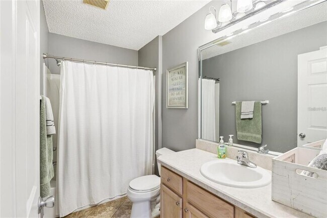 Building Photo - 8544 SE 177th Bartram Loop