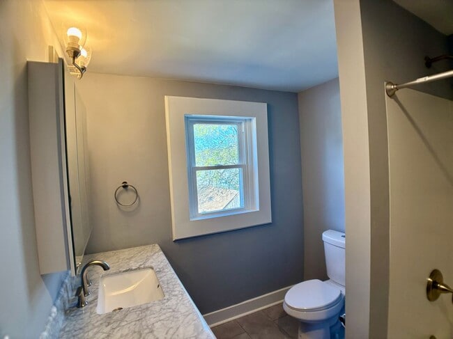 Building Photo - 1107 Cinnaminson Ave