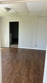 Building Photo - 150 Pinecrest St