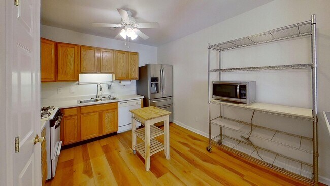 Building Photo - 2611 Ivory Run Way