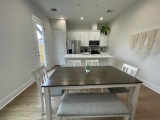 Building Photo - 835E Dorchester St