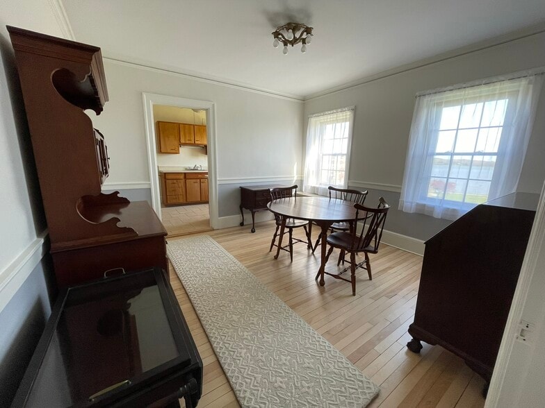 Dining room - 11 Ricker Park