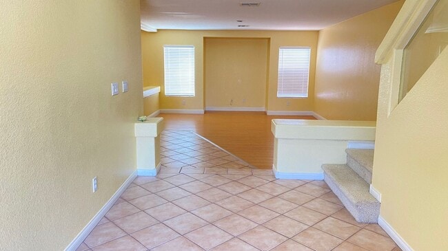 Building Photo - 5579 Vision Quest Ct