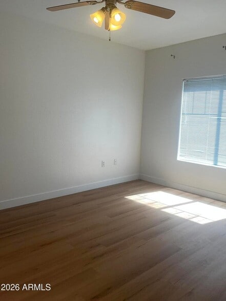 Building Photo - 525 N Miller Rd