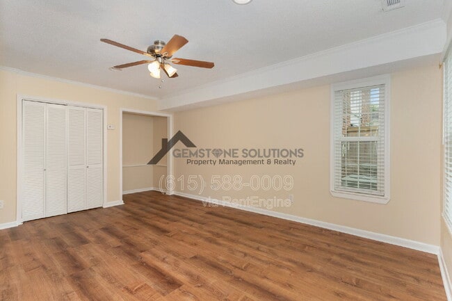 Building Photo - 404 Granville Rd