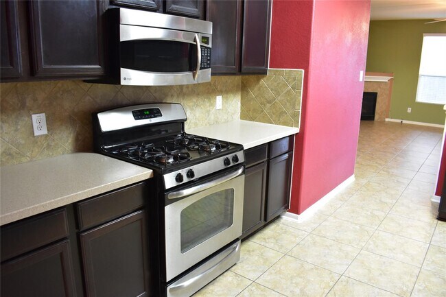 Building Photo - 2911 Creek Arbor Cir