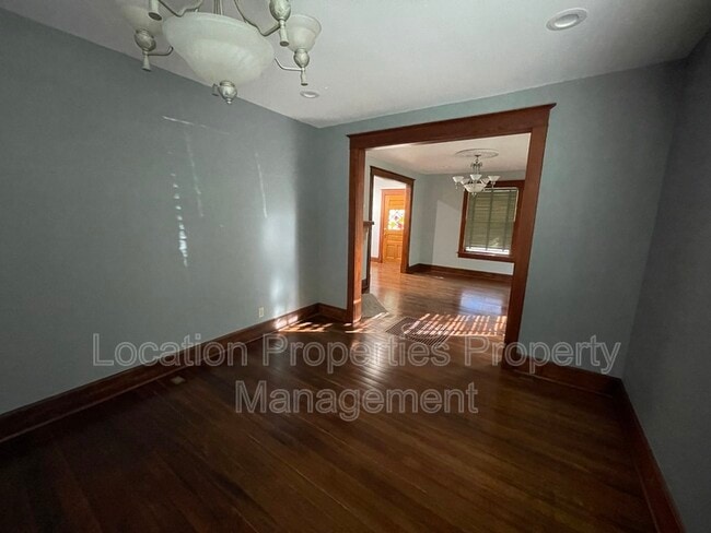 Building Photo - 437 Ohio St