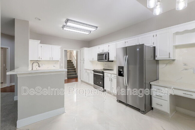 Building Photo - 1012 Beech Tree Ln