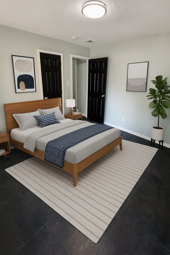 Building Photo - 2816 Arlington Ave