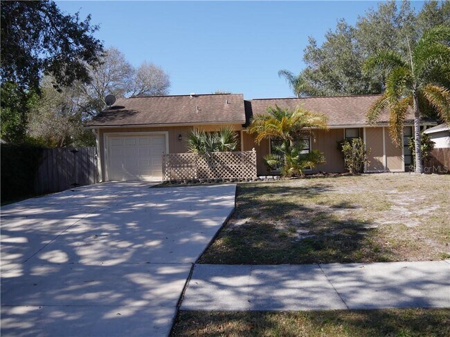 Building Photo - 3026 Vinson Ave