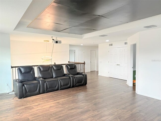 Building Photo - 11131 Sundrift Dr
