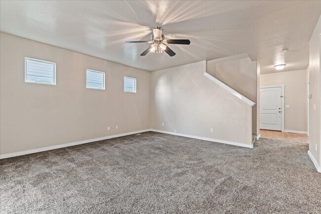 Building Photo - 115 W Lava Falls Dr