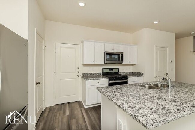 Building Photo - 5227 Dawn Break