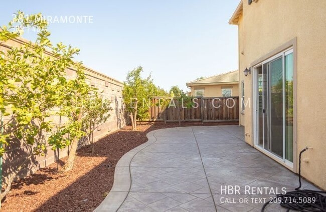 Building Photo - 381 Miramonte-