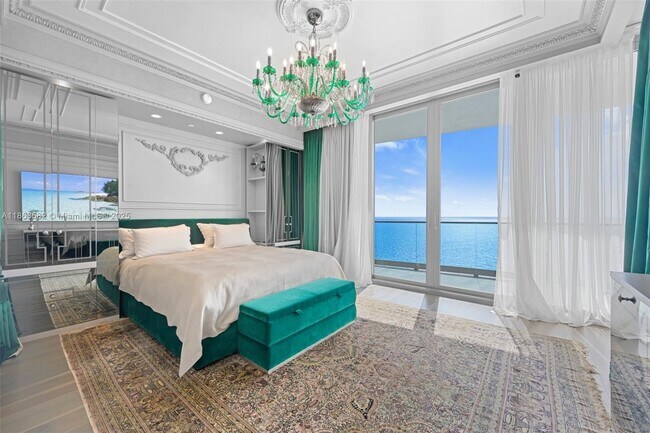 Building Photo - 17901 Collins Ave
