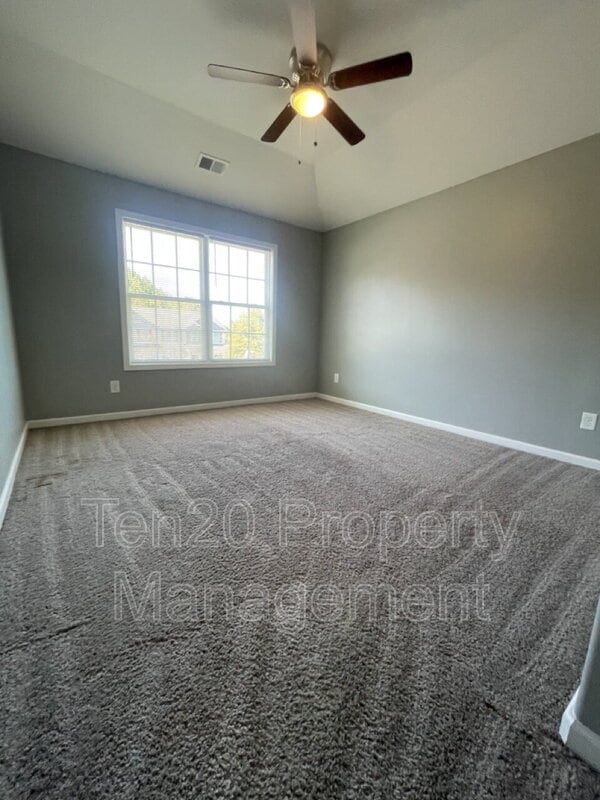 Building Photo - 4955 Brightstar Ln