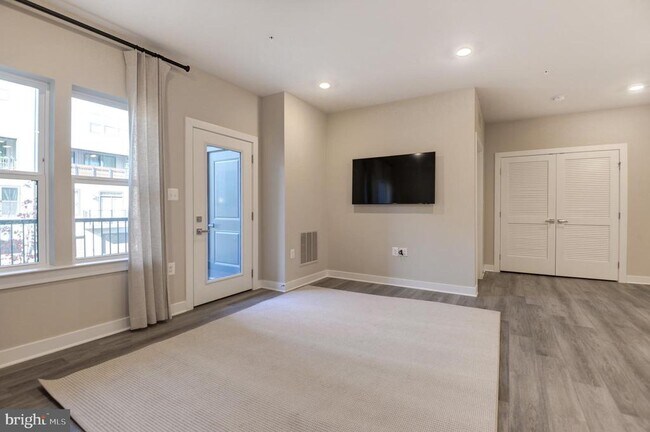 Building Photo - 12875 Mosaic Pk Wy