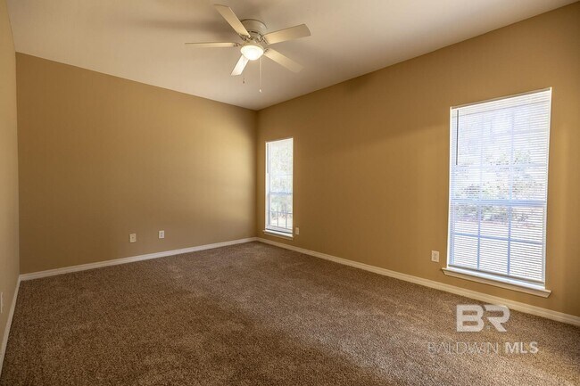 Building Photo - 33740 Stables Dr E