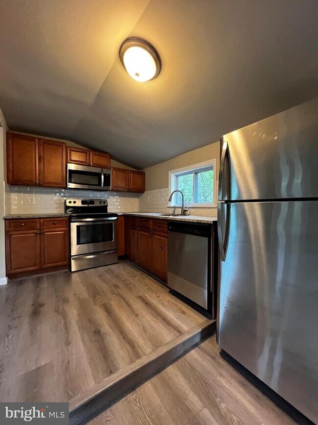 10009 Marlboro Pike 10009 Marlboro Pike Upper Marlboro MD 20772