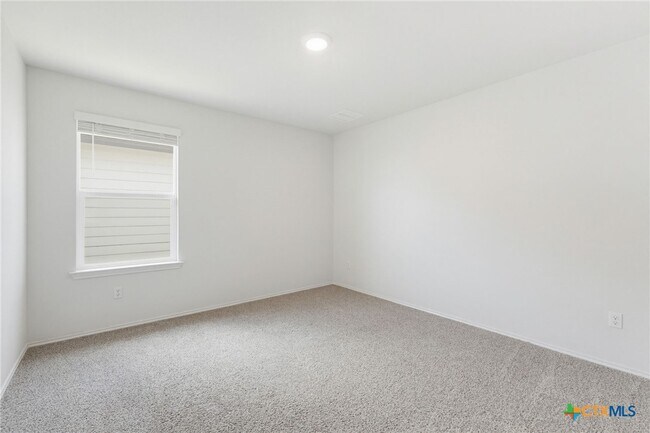 Building Photo - 162 Ellenora Dr