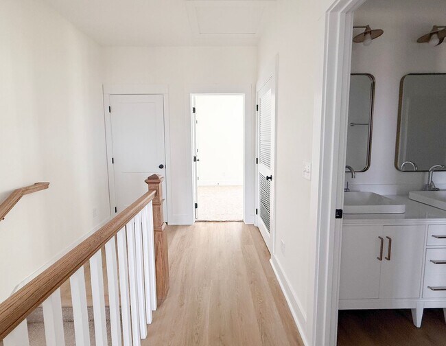 Building Photo - Modern 3-Bedroom Home with Flex Room, Pool, and Pickleball Court at Highbury