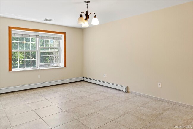 Building Photo - 72 Cedar Swamp Rd